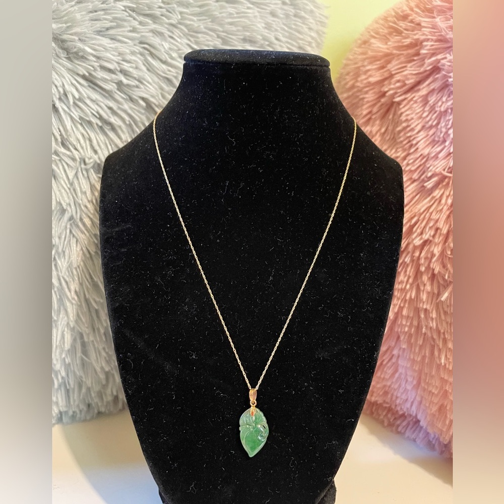 Elegant Genuine Green Jade Leaf Pendant Necklace 14k gold